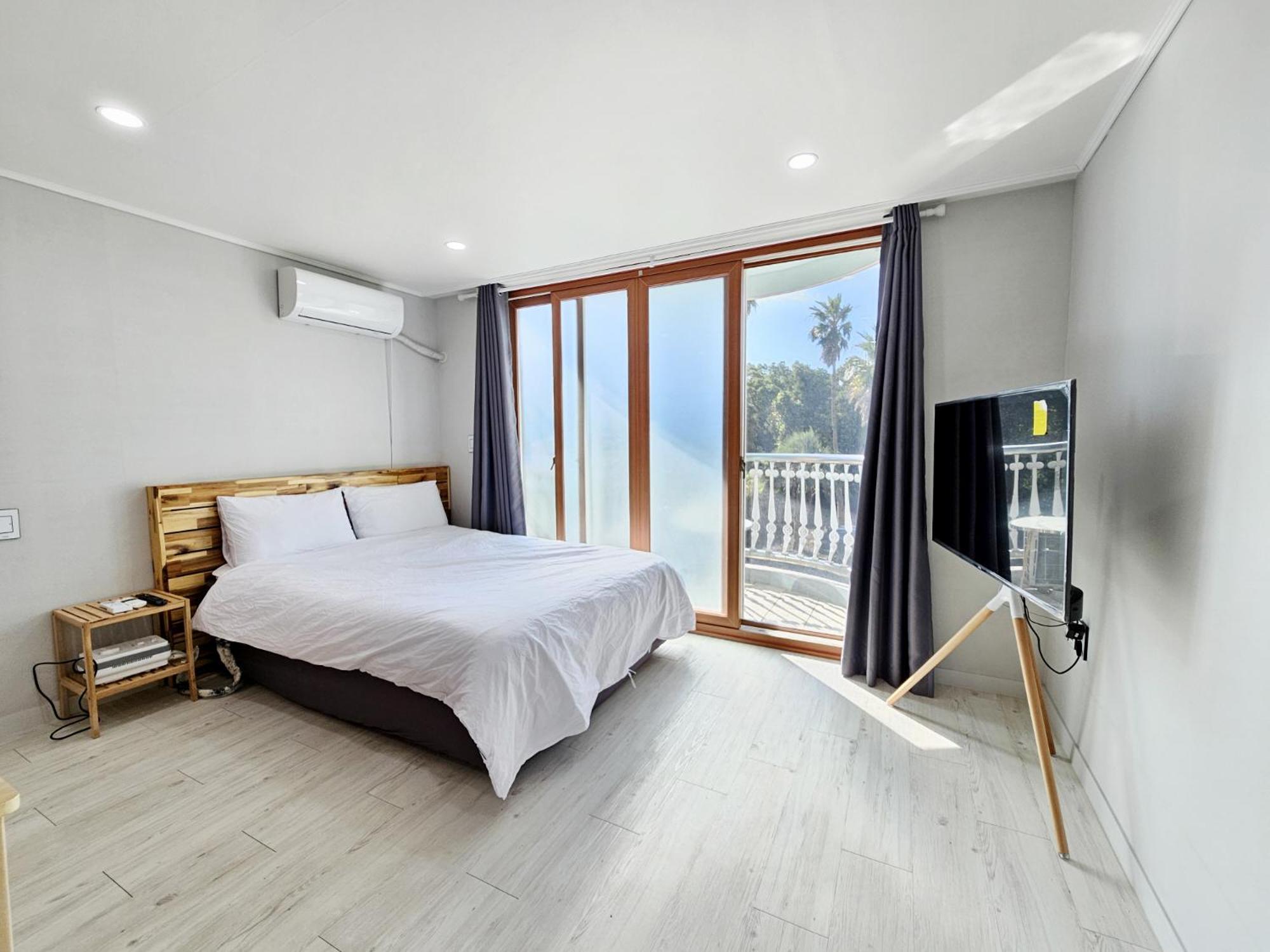 Greenside Pension Seogwipo Exterior foto